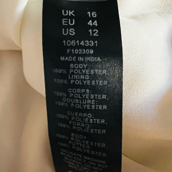 ASOS WOMEN’S BEAUTIFUL WHITE LONG SHEER SLEEVES V NECKLINE TOP SIZE 12 - Picture 8 of 13